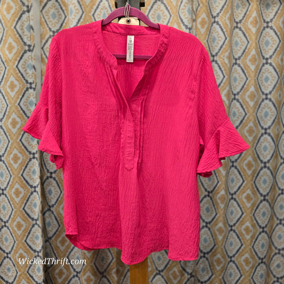B Hot Pink Half Button Top XL - PopRock Vintage. The cool quotes t-shirt store.