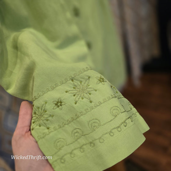 DRESSBARN Green Silk/Linen Blend Button Up 20W - PopRock Vintage. The cool quotes t-shirt store.