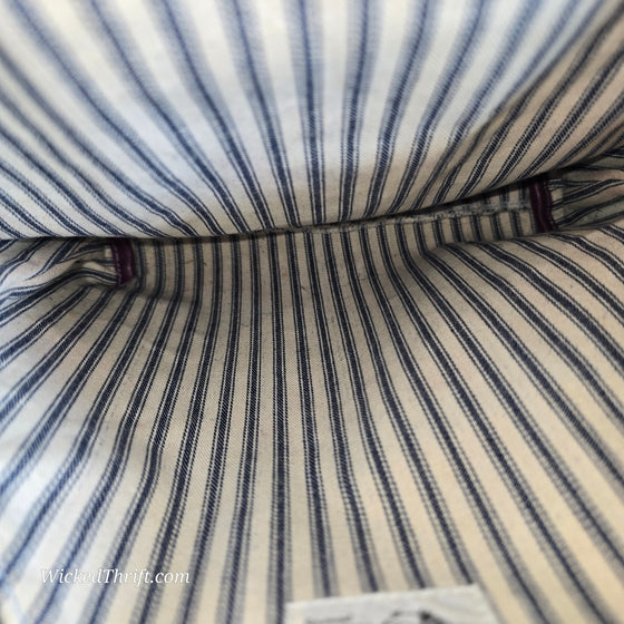 CLEARANCE! QUEEN BEE Blue Handbag w. Birds