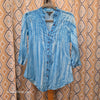 CHAUNDRY KC Blue Tyedye Button Up Top M - PopRock Vintage. The cool quotes t-shirt store.