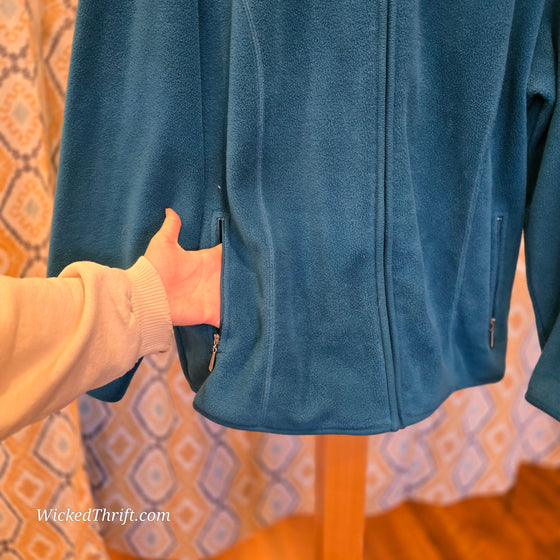 KAREN SCOTT Turquoise Zip Up Fleece 1X - PopRock Vintage. The cool quotes t-shirt store.