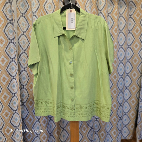 DRESSBARN Green Silk/Linen Blend Button Up 20W - PopRock Vintage. The cool quotes t-shirt store.