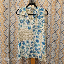  ROSE & OLIVE White/Green Blue Floral Sleeveless Button Up XL - PopRock Vintage. The cool quotes t-shirt store.